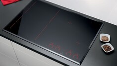De stijlvolle MaxiSense® Pure Black inductiekookplaat