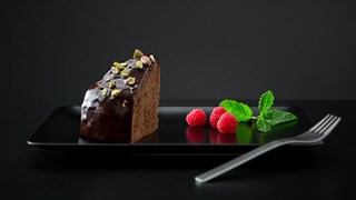 Een gelijkmatig gebakken chocoladetaart