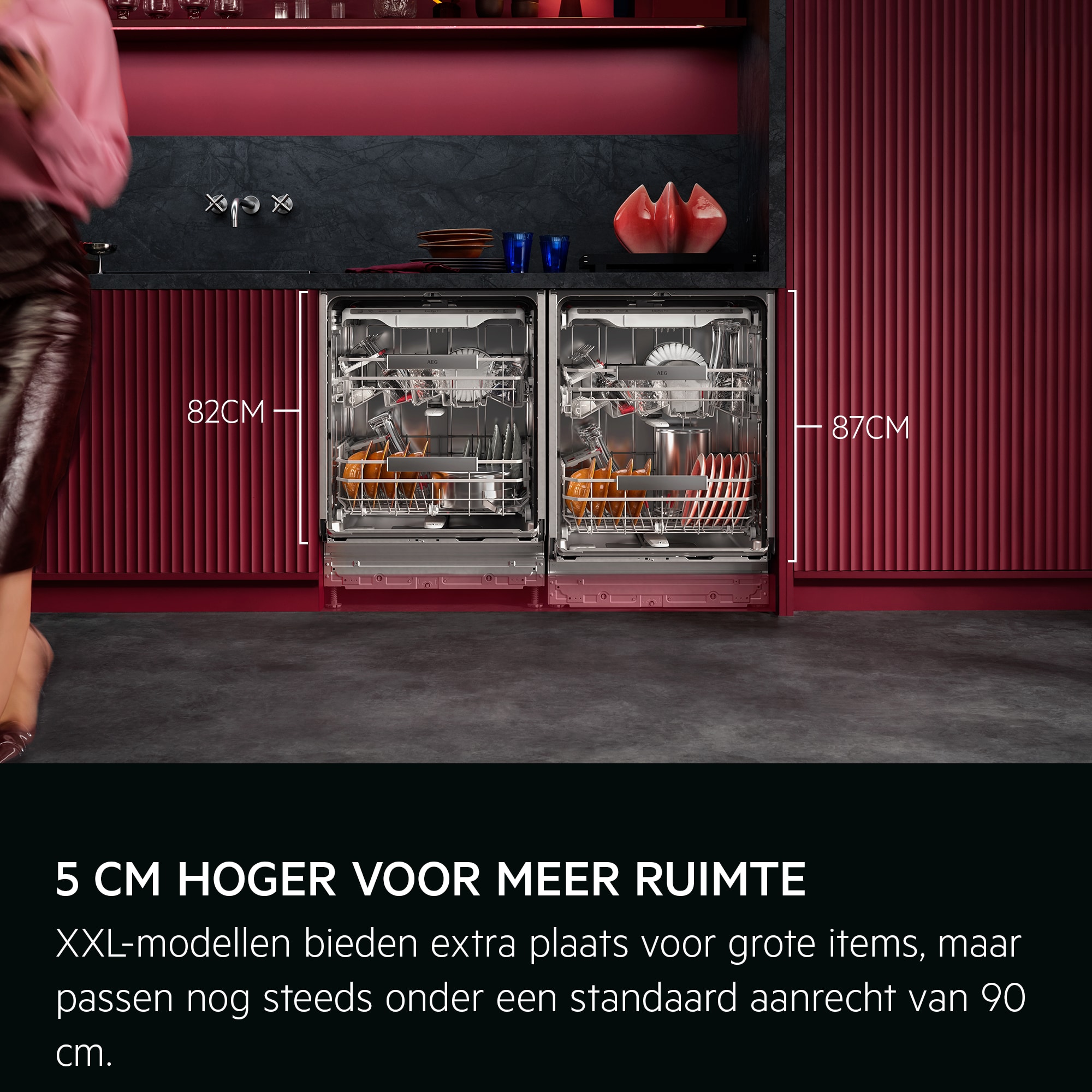 
            5 CM HOGER VOOR MEER RUIMTE
           
            XXL-modellen bieden extra plaats voor grote items, maar passen nog steeds onder een standaard aanrecht van 90 cm.
          