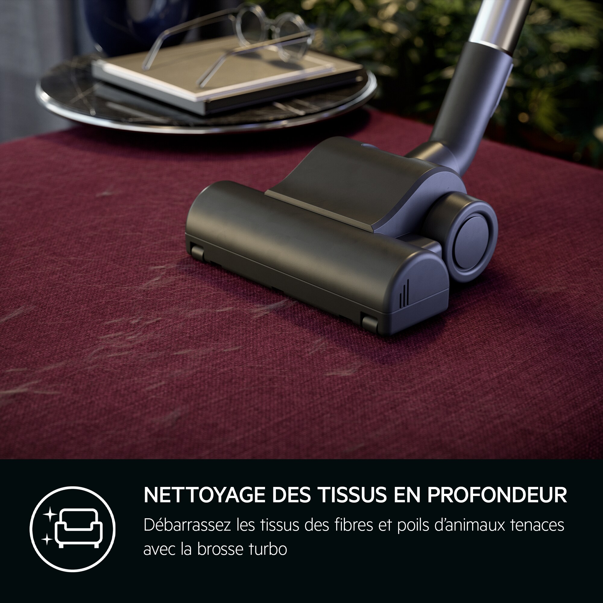 AEG - Aspirateur avec sac - AB61H6SW