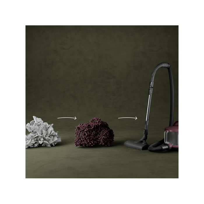 Vacuum cleaner and main nozzle made with up to 50% recycled plastic for a more sustainable choice.