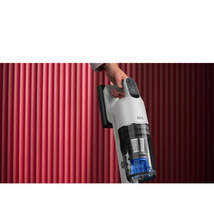 The 9000 Cordless cleaner: Pistol grip, balanced for less fatigue