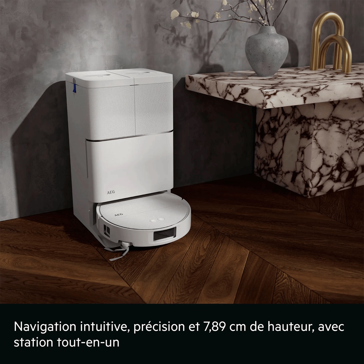 Navigation intuitive, précision et 7,89 cm de largeur, avec station tout-en-un