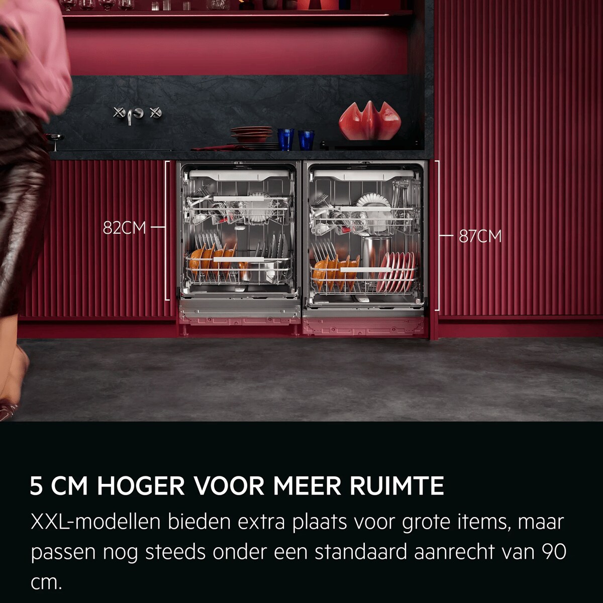 
            5 CM HOGER VOOR MEER RUIMTE
           
            XXL-modellen bieden extra plaats voor grote items, maar passen nog steeds onder een standaard aanrecht van 90 cm.
          