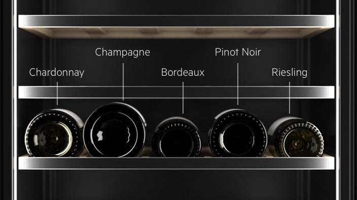 Legplanken voor verschillende flessen