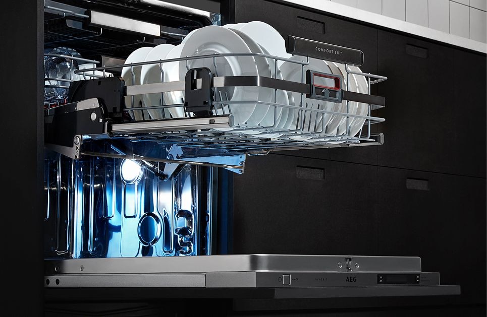 bus Optimaal Ontdekking AEG ComfortLift - Innovatieve volledig geïntegreerde vaatwasmachines | AEG