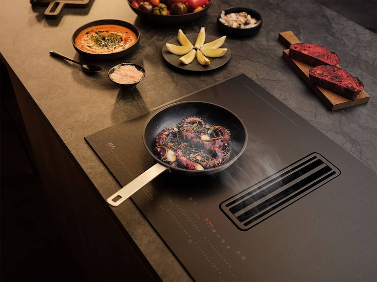 AEG inductiekookplaat met afzuiging