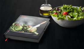 Livre de cuisine AEG four combiné à vapeur SteamPro et SteamBoost
