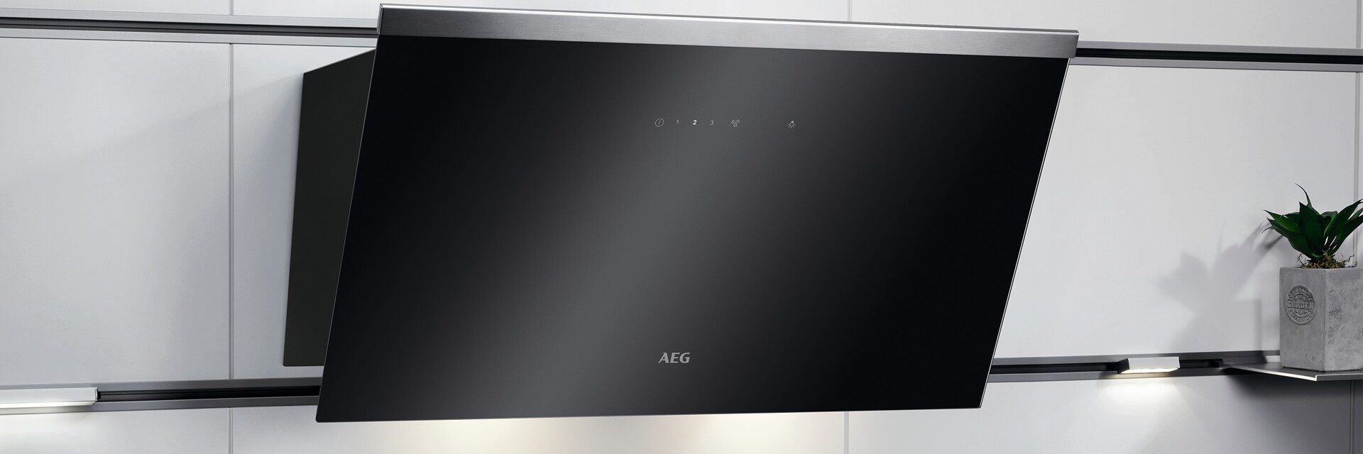 Hotte 60 cm d'AEG